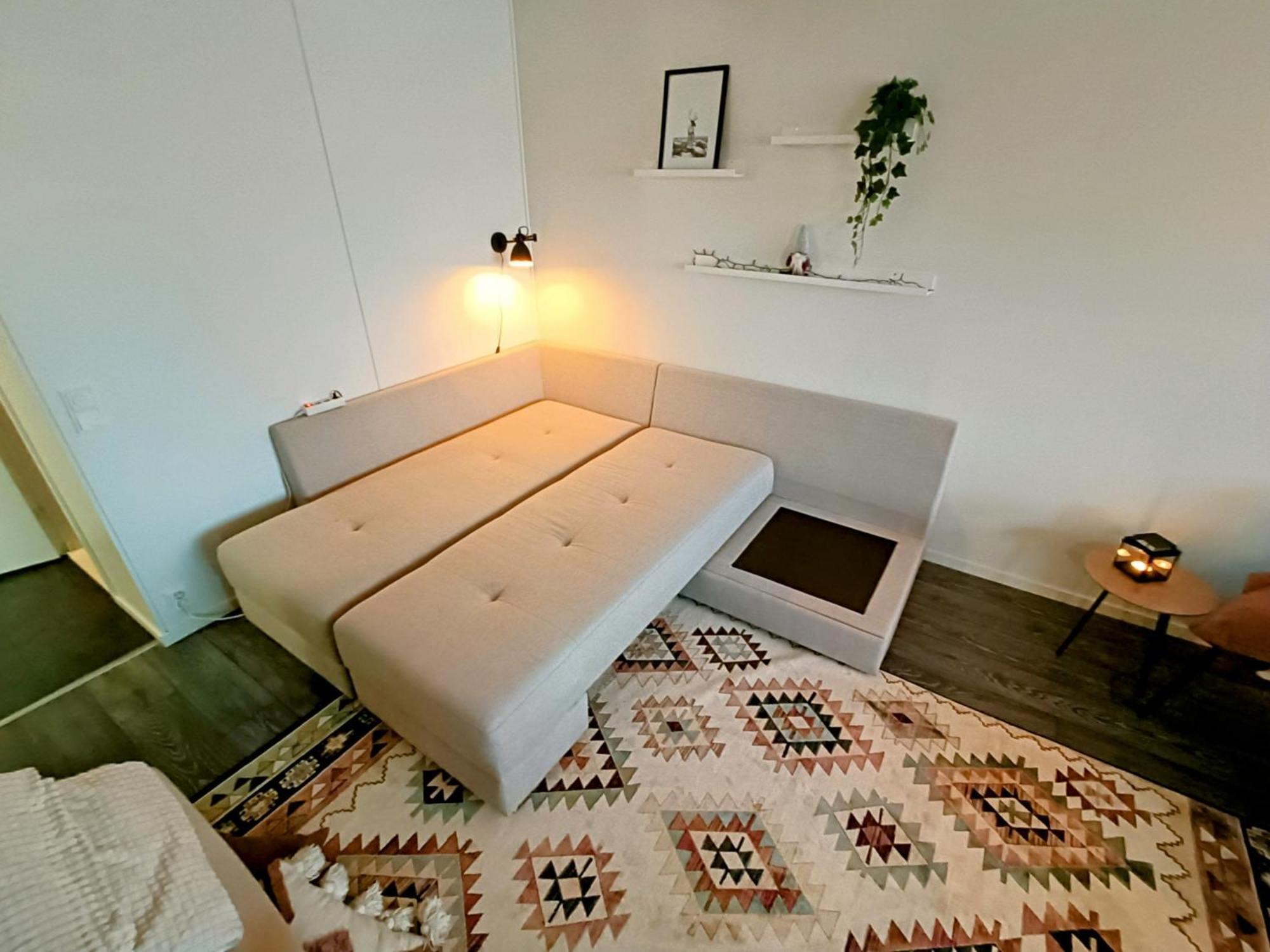 Big 88M2 Apartment In The Center Rovaniemi Bagian luar foto