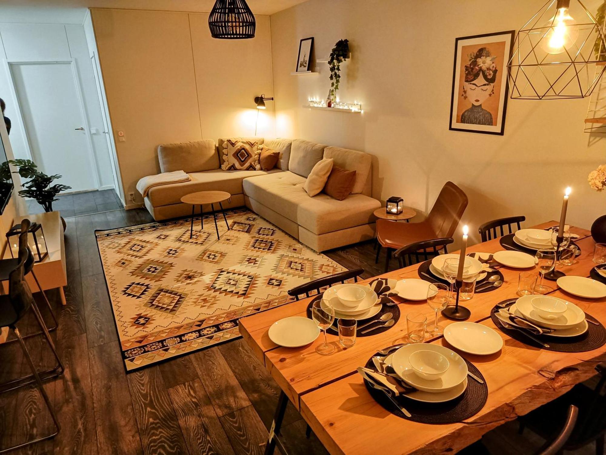 Big 88M2 Apartment In The Center Rovaniemi Bagian luar foto