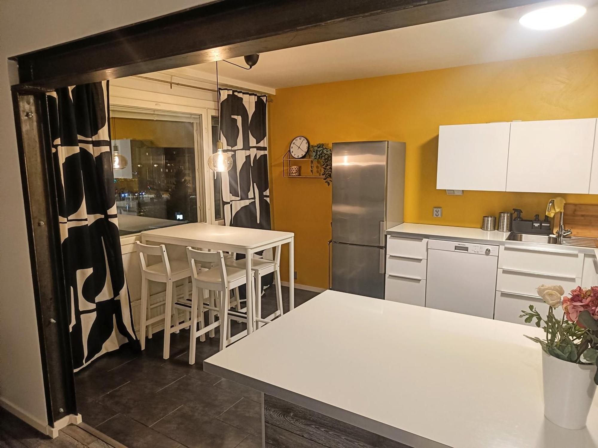 Big 88M2 Apartment In The Center Rovaniemi Bagian luar foto